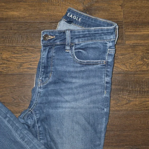 American Eagle High Rise Jegging Size 4 - Picture 5 of 8